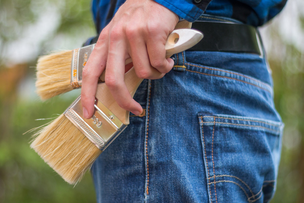 How to Check a Tradesperson’s Background